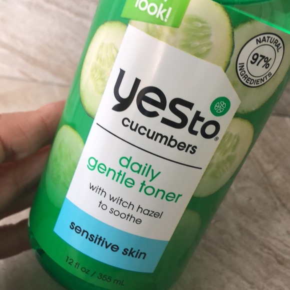 3 Product Bundle YES To Cucumbers Skincare Full Size Toner & Mask Gift Set NEW!! - Picture 4 of 16